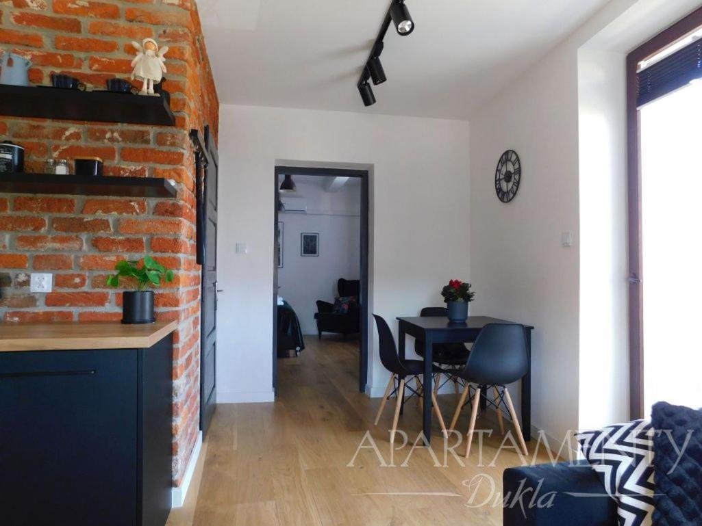 Apartamenty Dukla Esterno foto